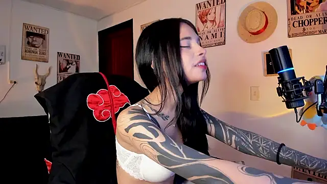 Snapshot of alessia_iris19 chatting on 02.11.26 alessia iris19 online show from 02.11.26