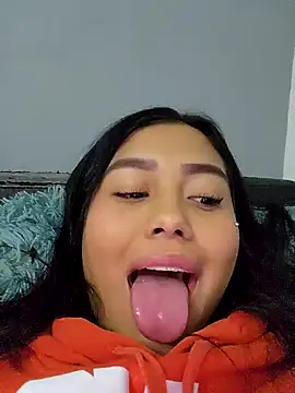 Val clarck online show from 12.05.24