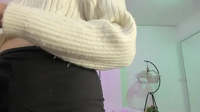 Theia moon online show from 03.06.25