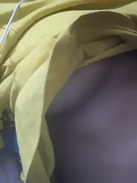 Snapshot of samosa73 chatting on 12.22.24 samosa73 online show from 12.22.24