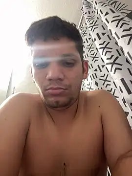 Snapshot of Anmaro05 chatting on 09.17.25 Anmaro05 online show from 09.17.25