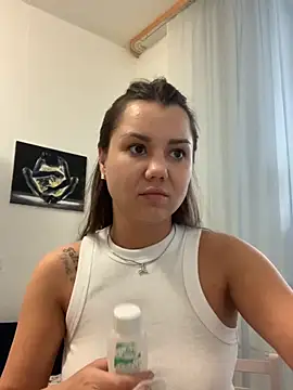 MiraMiss online show from 11.27.25