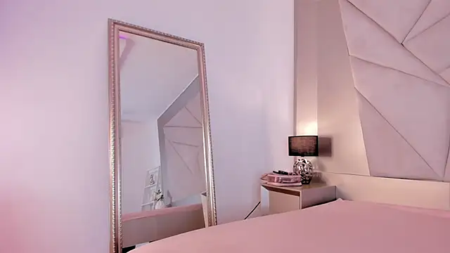 Snapshot of RAVENDIPAUL chatting on 02.07.25 RAVENDIPAUL online show from 02.07.25