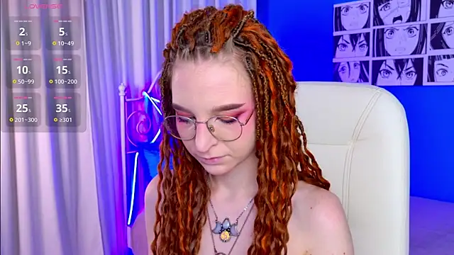 Snapshot of VioletShine chatting on 10.10.25 VioletShine online show from 10.10.25