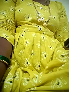 Snapshot of Telugu-mirchi chatting on 11.10.25 Telugu-mirchi online show from 11.10.25