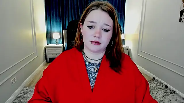 Snapshot of MoonLghte chatting on 02.15.25 MoonLghte online show from 02.15.25