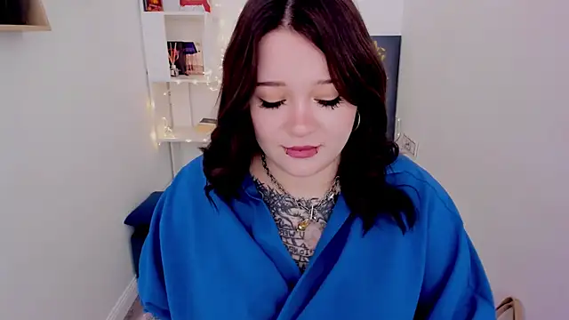 Snapshot of MoonLghte chatting on 03.09.25 MoonLghte online show from 03.09.25