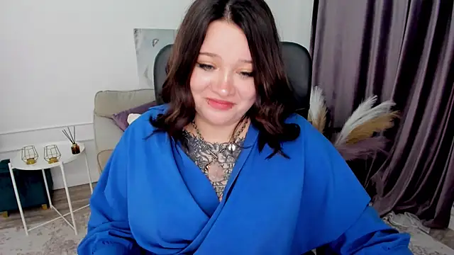 Snapshot of MoonLghte chatting on 03.13.25 MoonLghte online show from 03.13.25