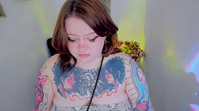 Snapshot of MoonLghte chatting on 03.03.26 MoonLghte online show from 03.03.26