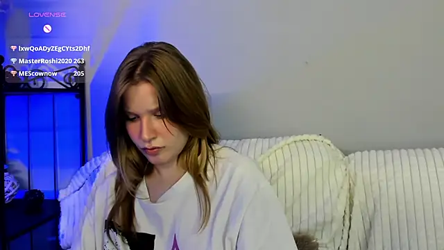 Snapshot of EvaStevs chatting on 01.12.25 EvaStevs online show from 01.12.25