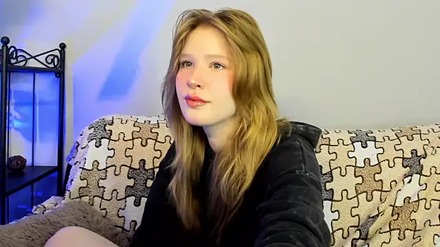 Snapshot of EvaStevs chatting on 01.18.25 EvaStevs online show from 01.18.25