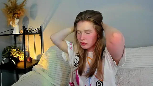 Snapshot of EvaStevs chatting on 01.30.25 EvaStevs online show from 01.30.25