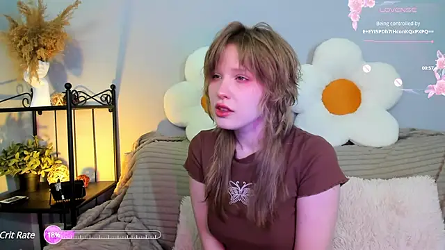 Snapshot of EvaStevs chatting on 02.08.25 EvaStevs online show from 02.08.25