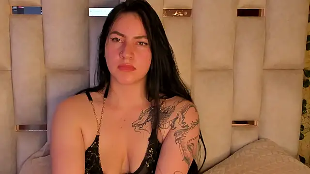 jenifer  power10 online show from 01.04.25