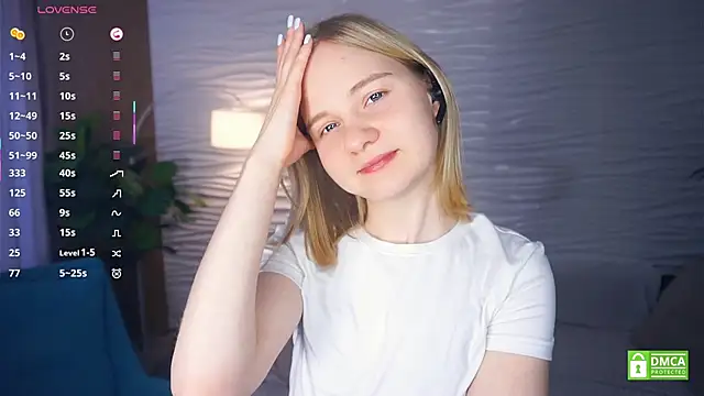 Snapshot of OdelinaFicken chatting on 02.12.26 OdelinaFicken online show from 02.12.26