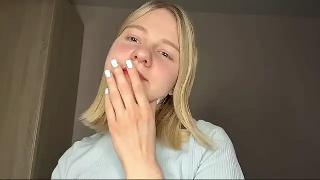 Snapshot of OdelinaFicken chatting on 02.13.26 OdelinaFicken online show from 02.13.26