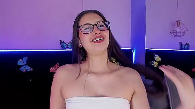 Snapshot of Anastasia_Whitee chatting on 02.15.26 Anastasia Whitee online show from 02.15.26