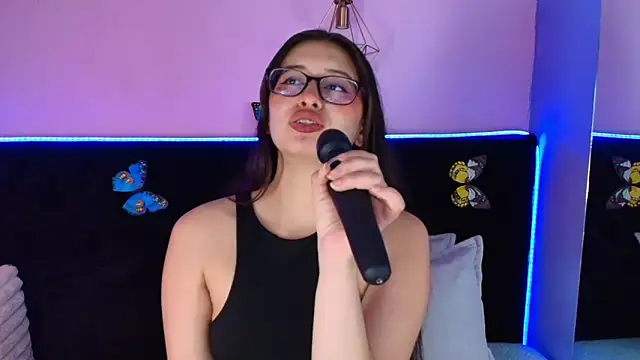 Anastasia Whitee online show from 05.03.26