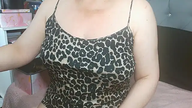 Snapshot of maturepriscila chatting on 06.23.26 maturepriscila online show from 06.23.26