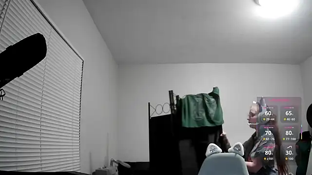 Snapshot of LilyFoxxx chatting on 07.26.26 LilyFoxxx online show from 07.26.26