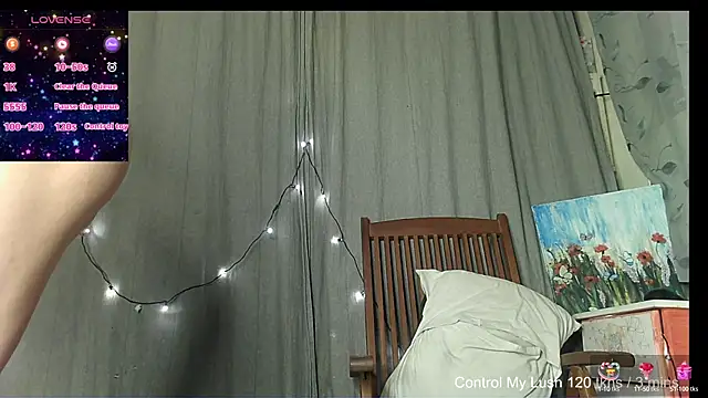 Snapshot of Skinnyshiny_boy chatting on 03.14.25 Skinnyshiny boy online show from 03.14.25