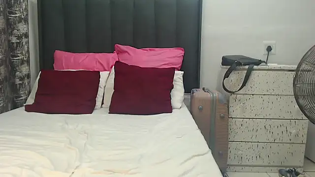 WATERMELLON79 online show from 01.11.26