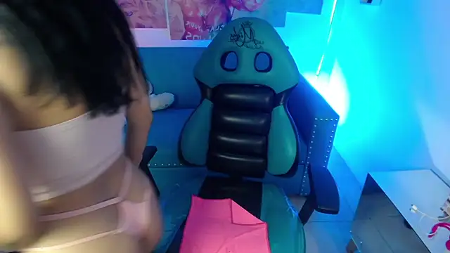 Sofi hot 4m online show from 12.22.25