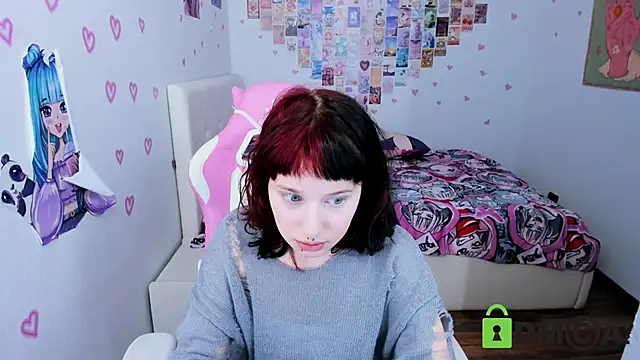 Snapshot of ElizaNik_ chatting on 01.30.25 ElizaNik online show from 01.30.25