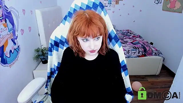 Snapshot of ElizaNik_ chatting on 11.15.25 ElizaNik online show from 11.15.25