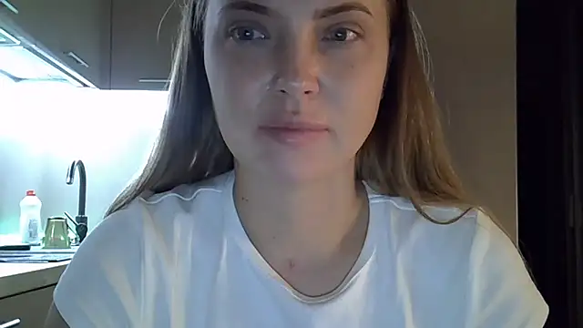 Snapshot of Lucky_Anna chatting on 10.27.25 Lucky Anna online show from 10.27.25