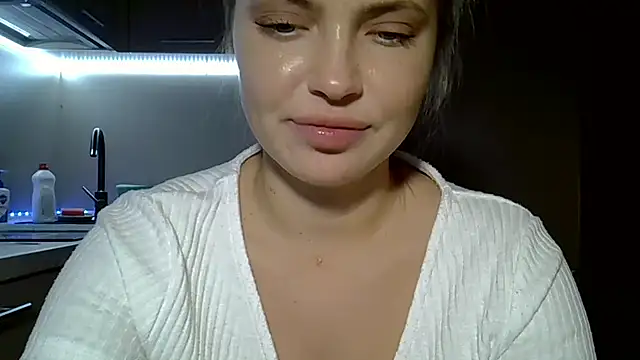 Snapshot of Lucky_Anna chatting on 11.11.25 Lucky Anna online show from 11.11.25