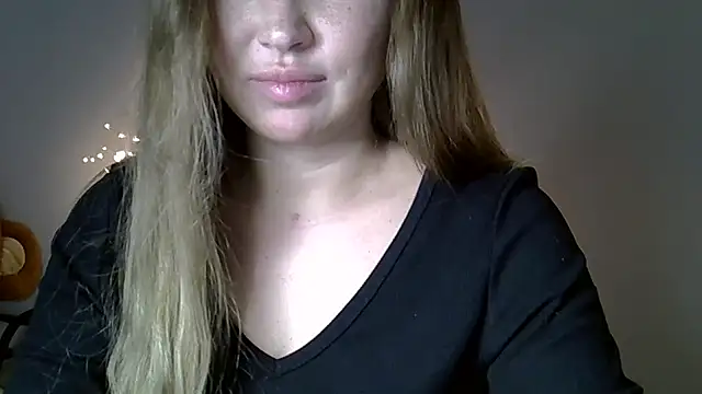 Snapshot of Lucky_Anna chatting on 01.08.26 Lucky Anna online show from 01.08.26