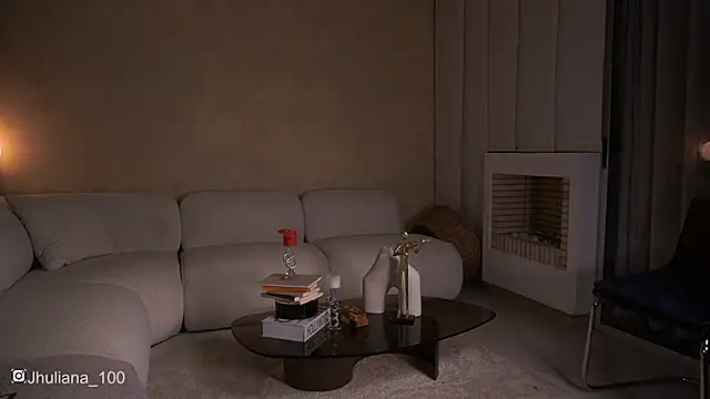 paulacora100 online show from 11.03.25