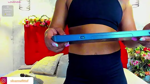 SilvannaFit online show from 02.04.26