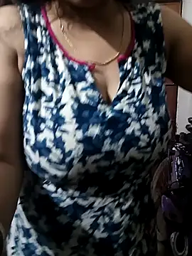 Snapshot of Sneha_gril chatting on 02.28.25 Sneha gril online show from 02.28.25