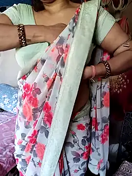 Snapshot of Sneha_gril chatting on 09.25.25 Sneha gril online show from 09.25.25