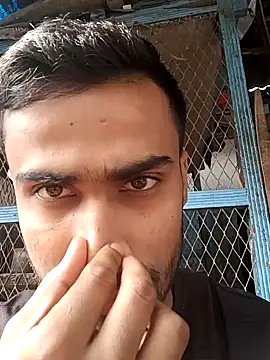 Skinny Bigass 23 online show from 01.09.25