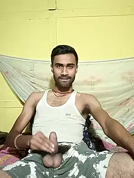 Skinny Bigass 23 online show from 01.12.25