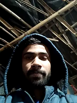 Skinny Bigass 23 online show from 01.23.25