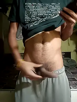 Snapshot of Skinny_Bigass_23 chatting on 05.02.26 Skinny Bigass 23 online show from 05.02.26