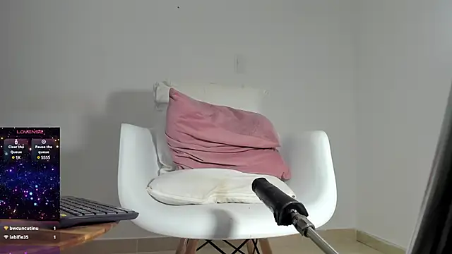 ariana nix online show from 12.06.24