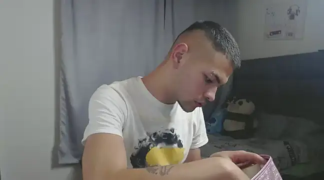 MarceloMilk online show from 02.25.25