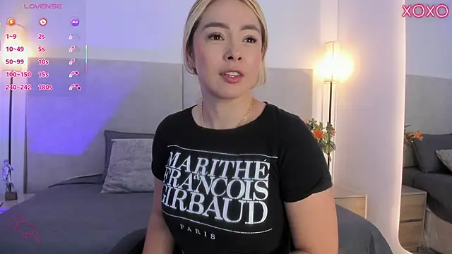 Saori newman online show from 04.14.26