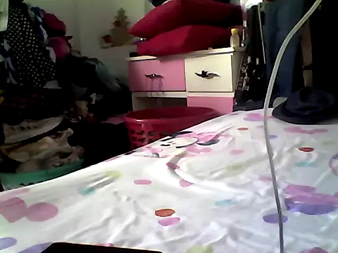 Snapshot of ariana_crazzy chatting on 11.20.25 ariana crazzy online show from 11.20.25