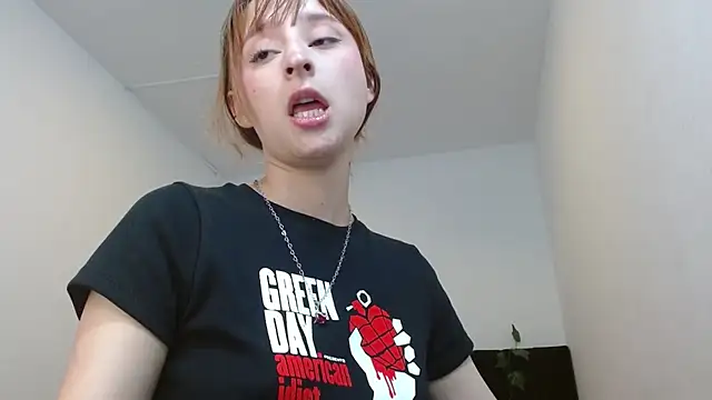 Snapshot of CelesteAyase chatting on 02.06.25 CelesteAyase online show from 02.06.25