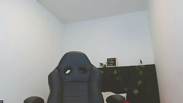 Snapshot of CelesteAyase chatting on 02.06.25 CelesteAyase online show from 02.06.25