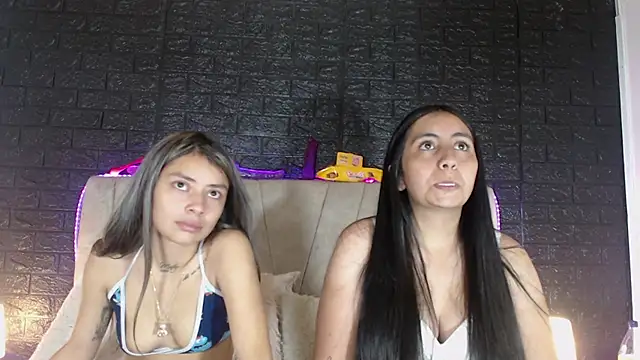 Snapshot of _lesbi_hard_69 chatting on 10.29.25 lesbi hard 69 online show from 10.29.25