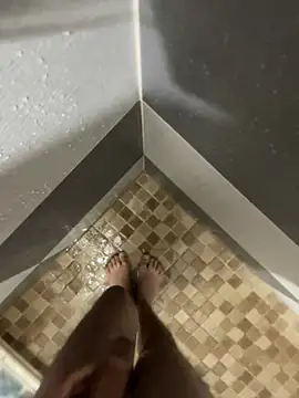 mylovetr1 online show from 01.30.25