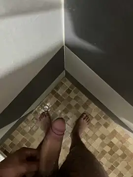 mylovetr1 online show from 02.19.25