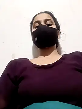 Snapshot of magicmoment00786 chatting on 12.08.24 magicmoment00786 online show from 12.08.24